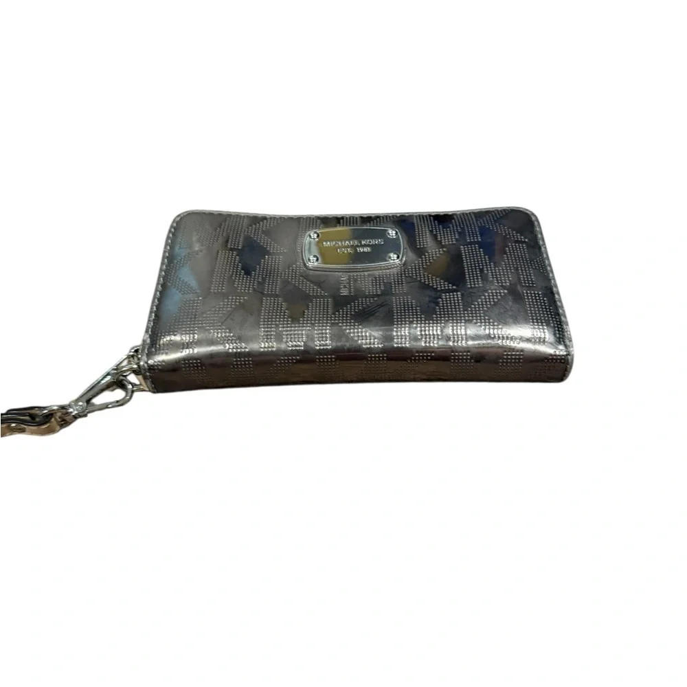 Michael Kors Silver Wristlet Wallet